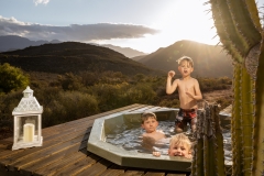 The hot tub is a hit with the kids as a splashpool during the day!