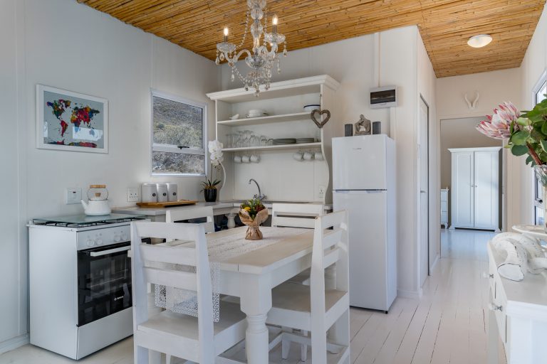 The Whitehouse Luxury Eco-Cabin