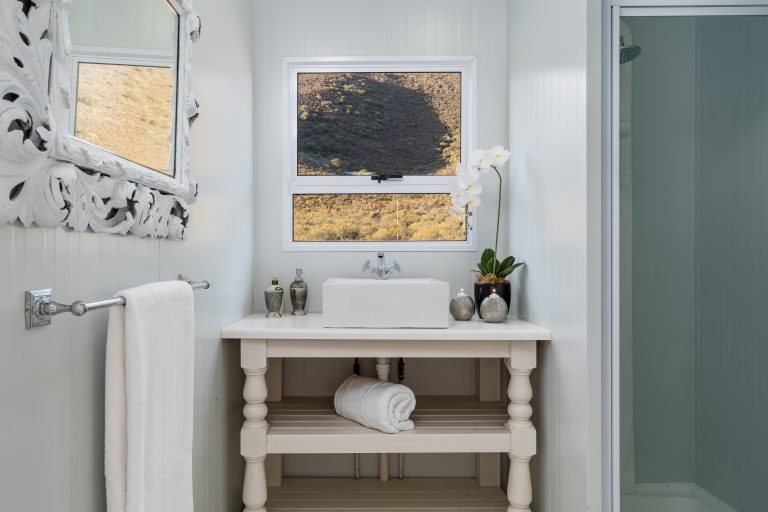 The Whitehouse Luxury Eco-Cabin