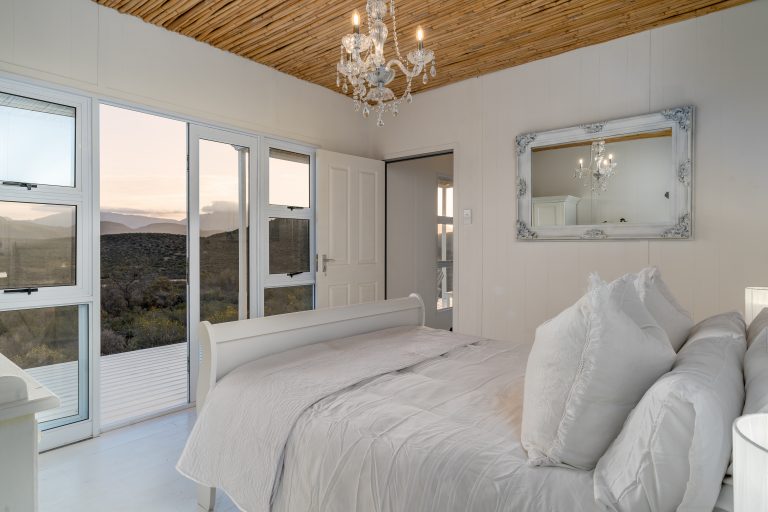 The Whitehouse Luxury Eco-Cabin
