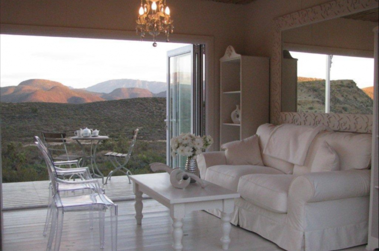 The Whitehouse Luxury Eco-Cabin